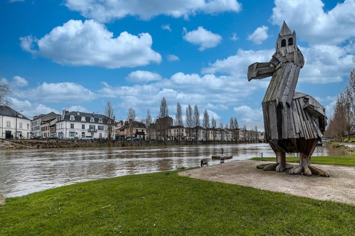 Appartement L'Ilot Bleu Paradis Melun Kültér fotó